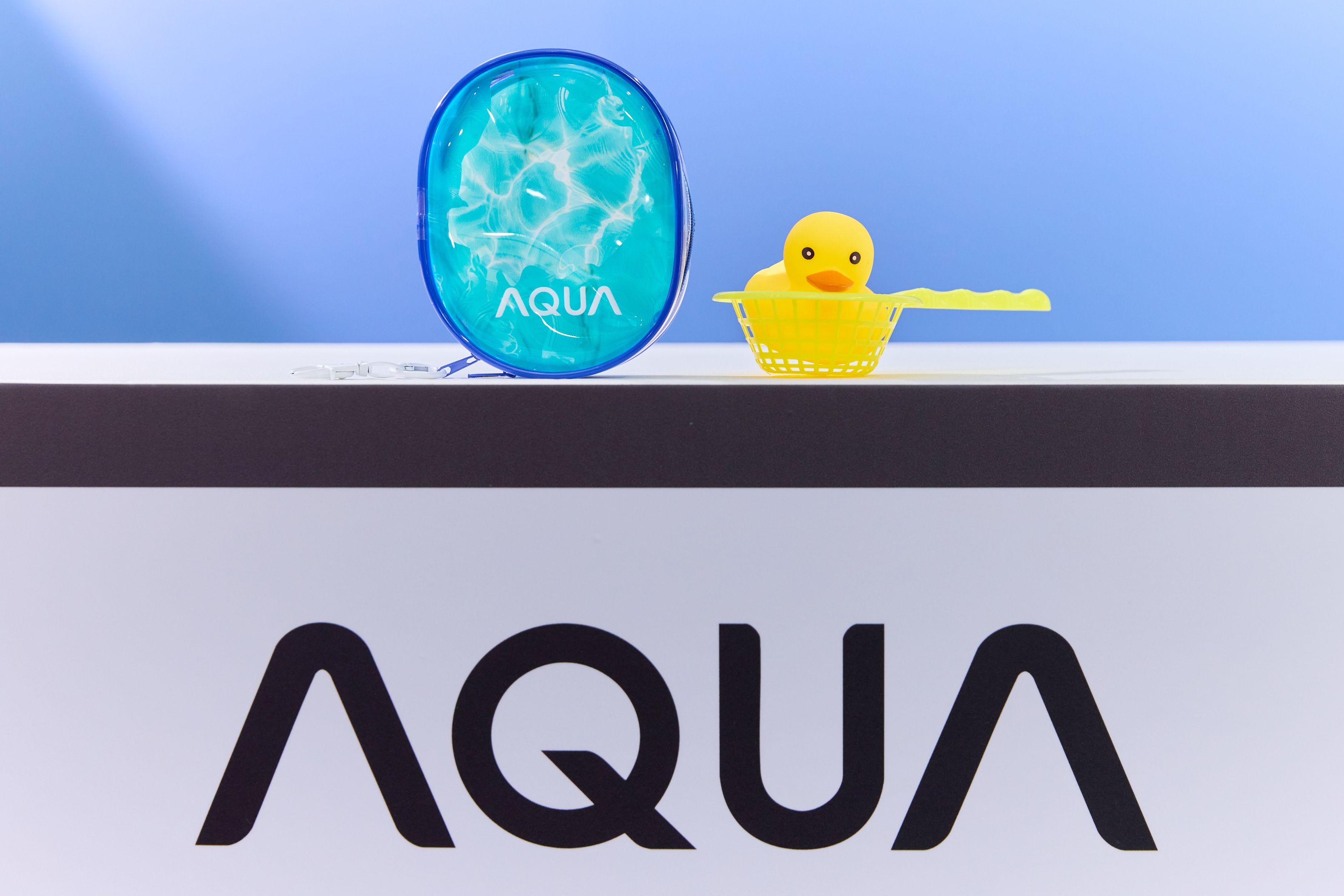 AQUA限定娃包